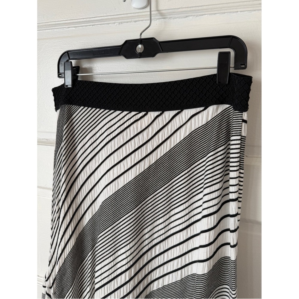Chicos Flowy Midi Skirt Handkerchief Hem Trapeze Coastal Black‎ White Stripes - Picture 6 of 16